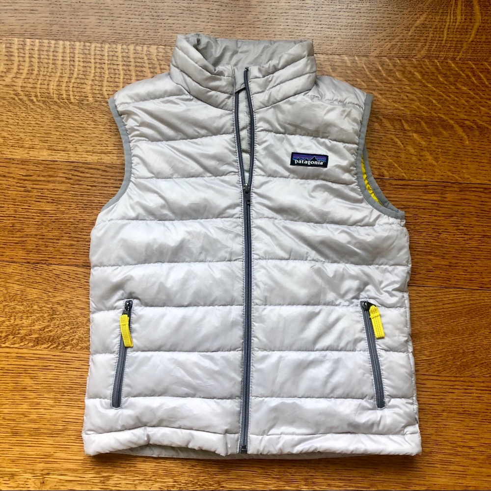 Boys Patagonia down gray vest XS 5t